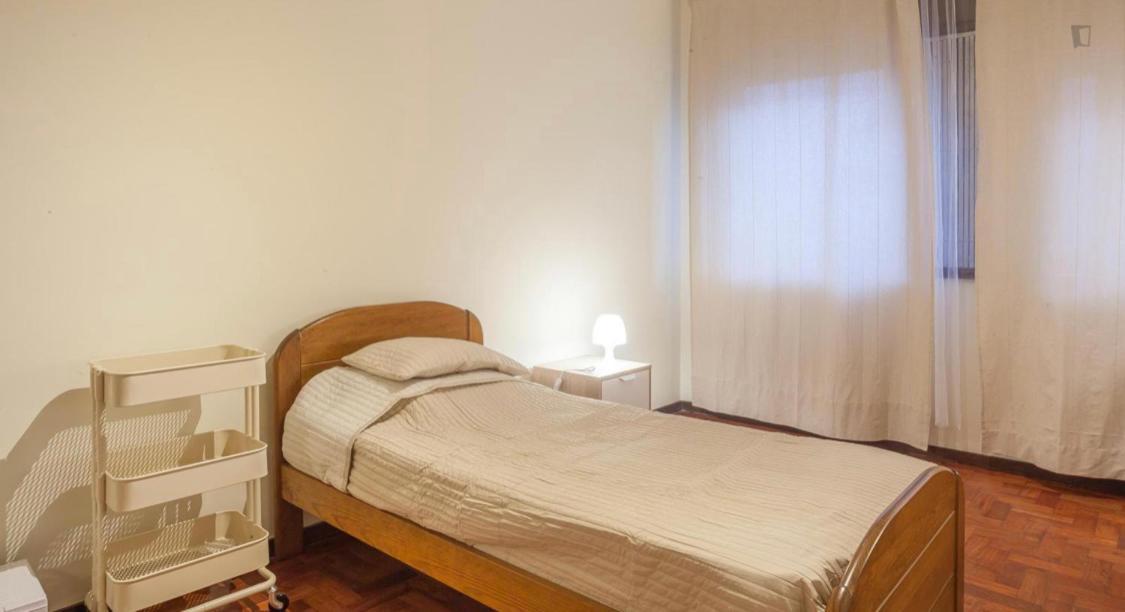 Residencia Laranjeira Hostel Порто Екстериор снимка