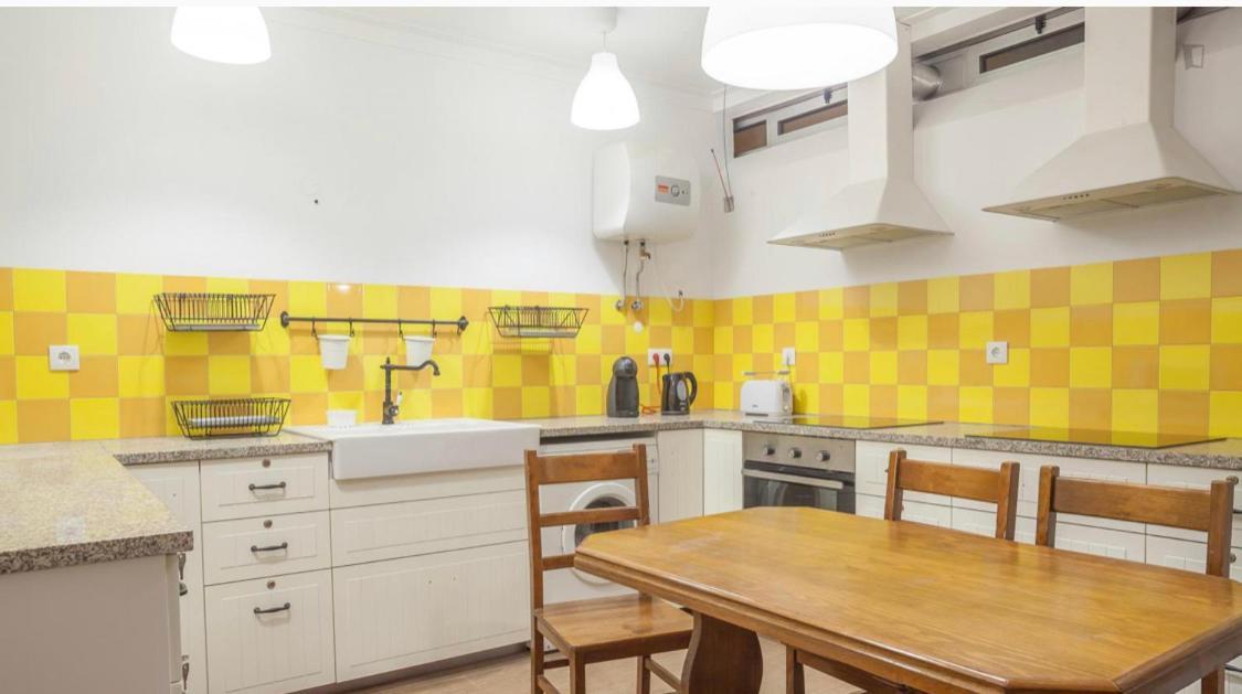 Residencia Laranjeira Hostel Порто Екстериор снимка